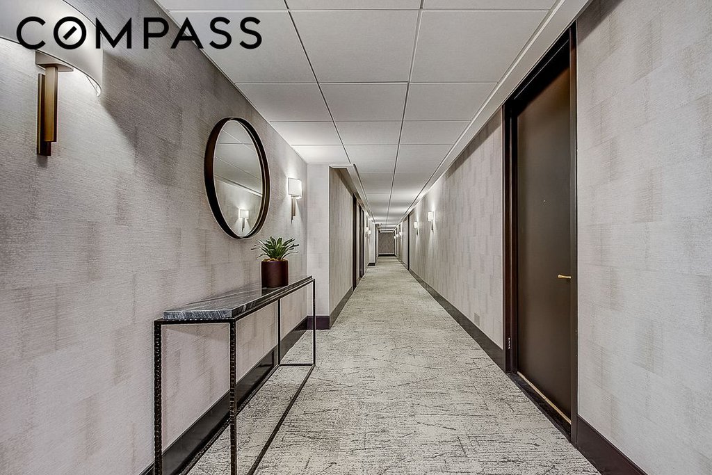 111 West 67th Street, Unit 24L photo 8