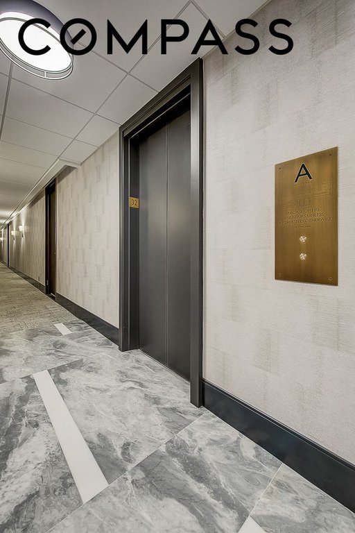 111 West 67th Street, Unit 24L photo 9