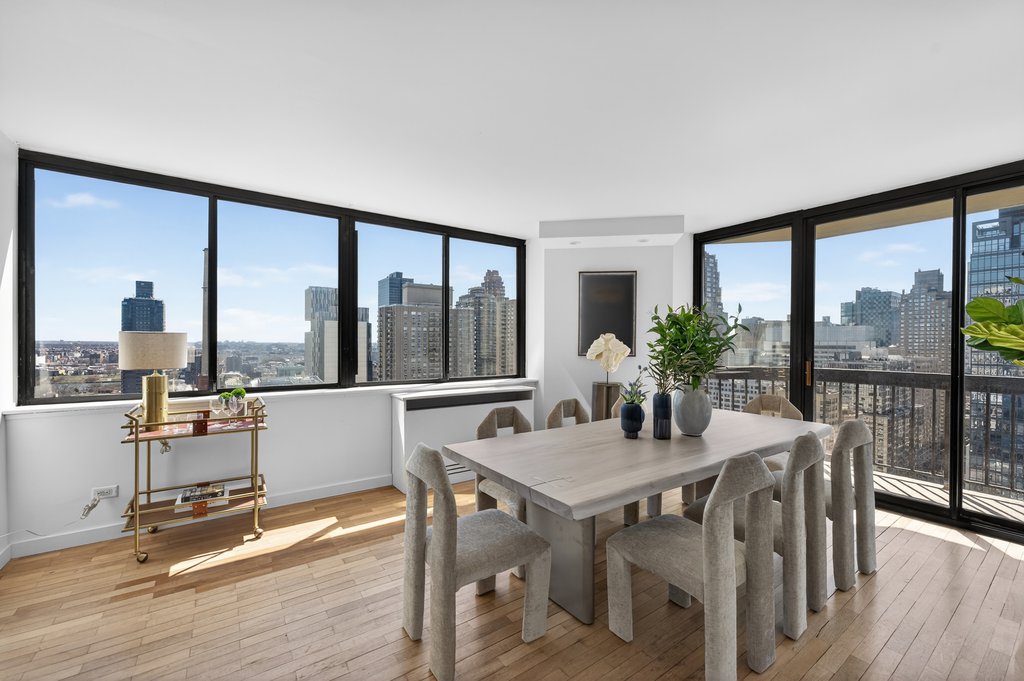 330 East 75th Street, Unit 28BC photo 3