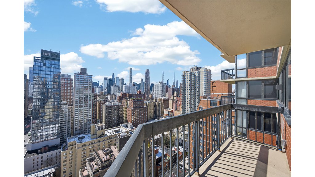 330 East 75th Street, Unit 28BC photo 14