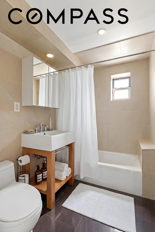 335 Warren Street, Unit 401 photo 6