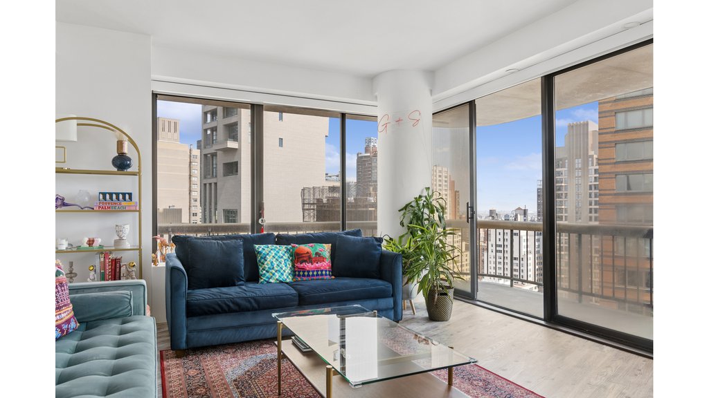 167 East 61st Street, Unit 25E photo 2