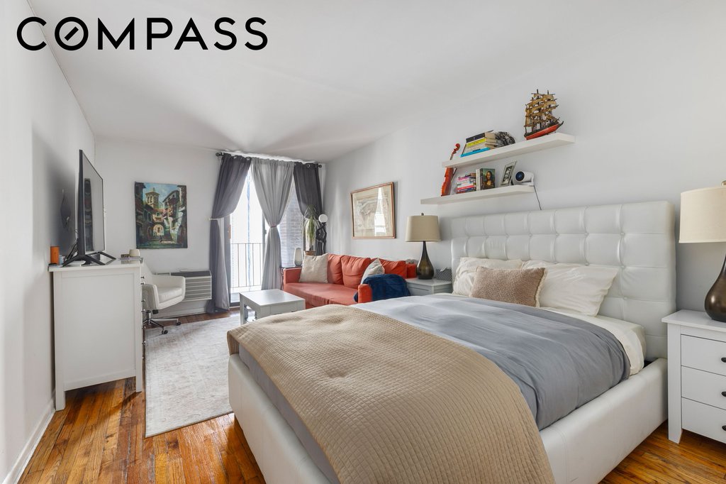 430 East 77th Street, Unit 7C