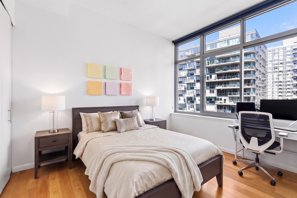 46-30 Center Boulevard, Unit 1503 photo 8