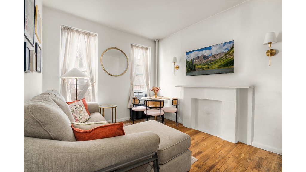 531 East 83rd Street, Unit 3A