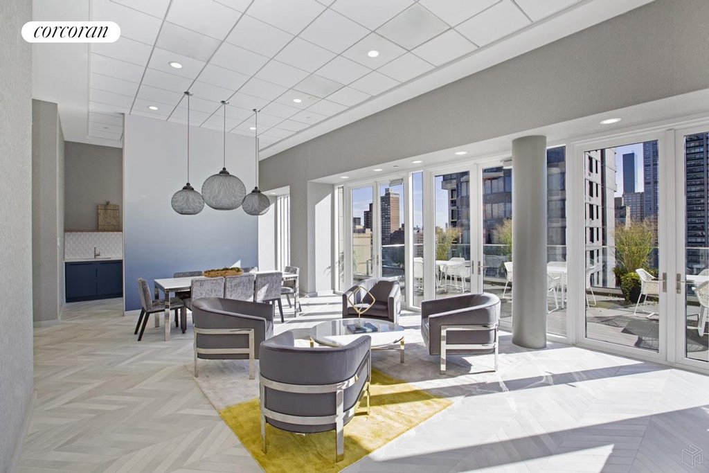 301 East 61st Street, Unit PENTHOUSE photo 15