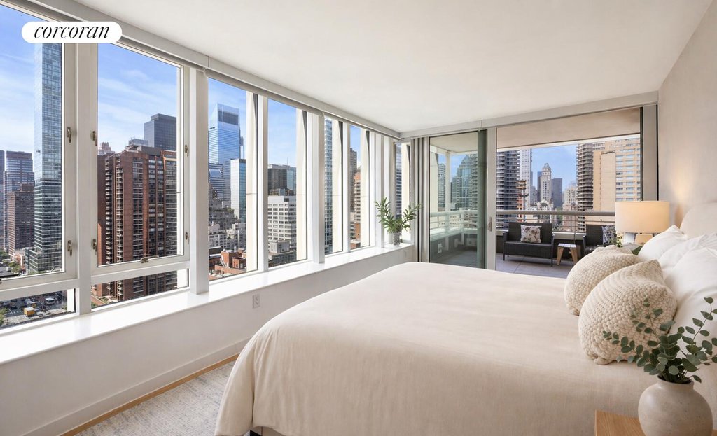 301 East 61st Street, Unit PENTHOUSE photo 8