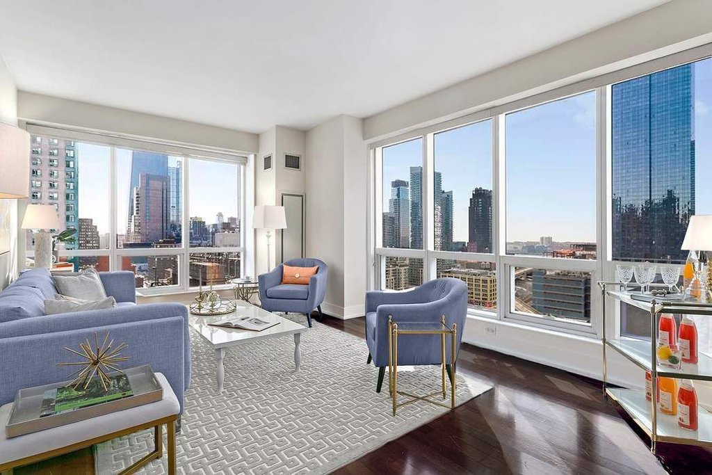 350 West 42nd Street, Unit 15L