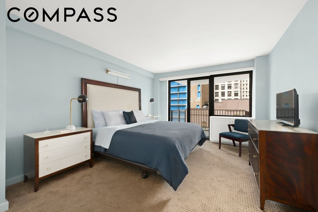 10 West 66th Street, Unit 7C photo 5