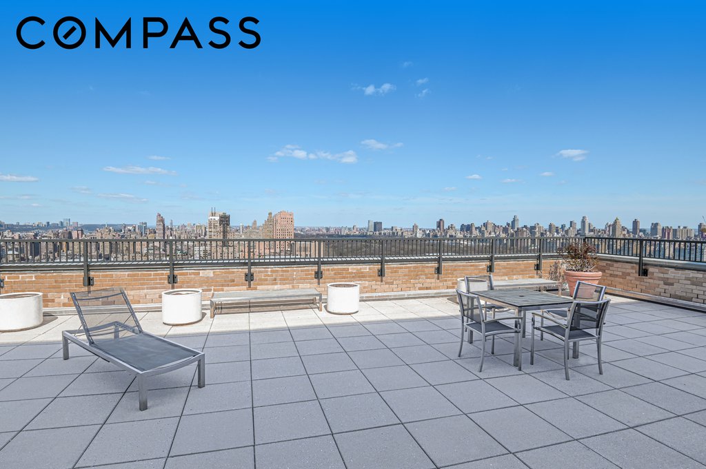 10 West 66th Street, Unit 7C photo 11