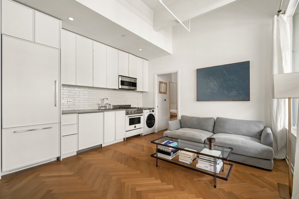 184 Kent Avenue, Unit B506 photo 6