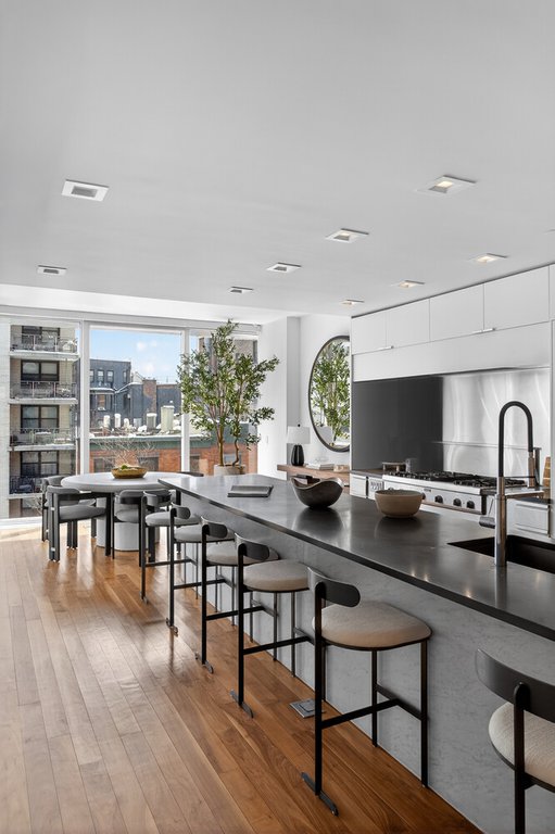 57 Irving Place, Unit 5/6 photo 4