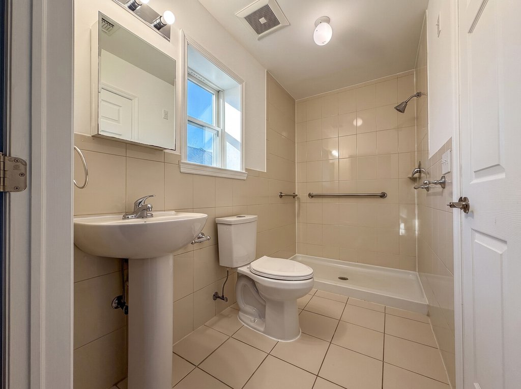 458 Beach 46th Street – For Sale photo 15