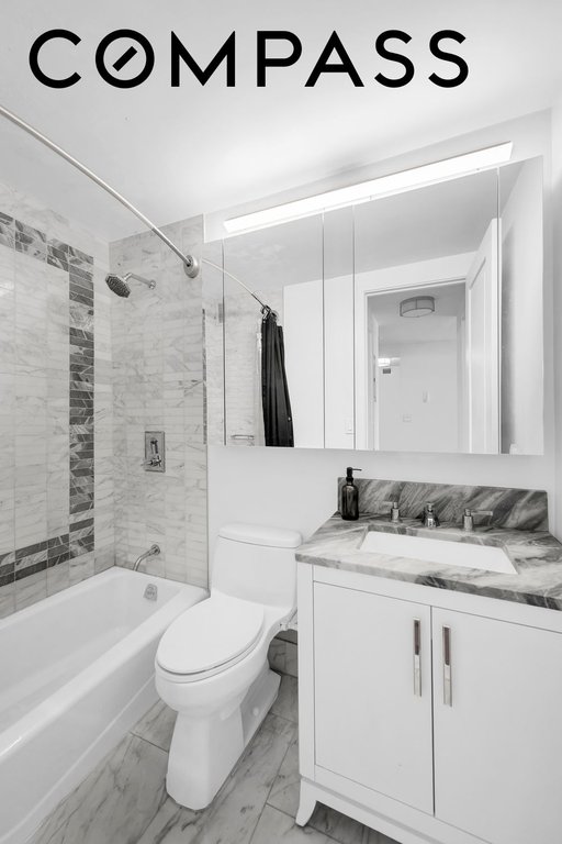 200 East 94th Street, Unit 1412 photo 6