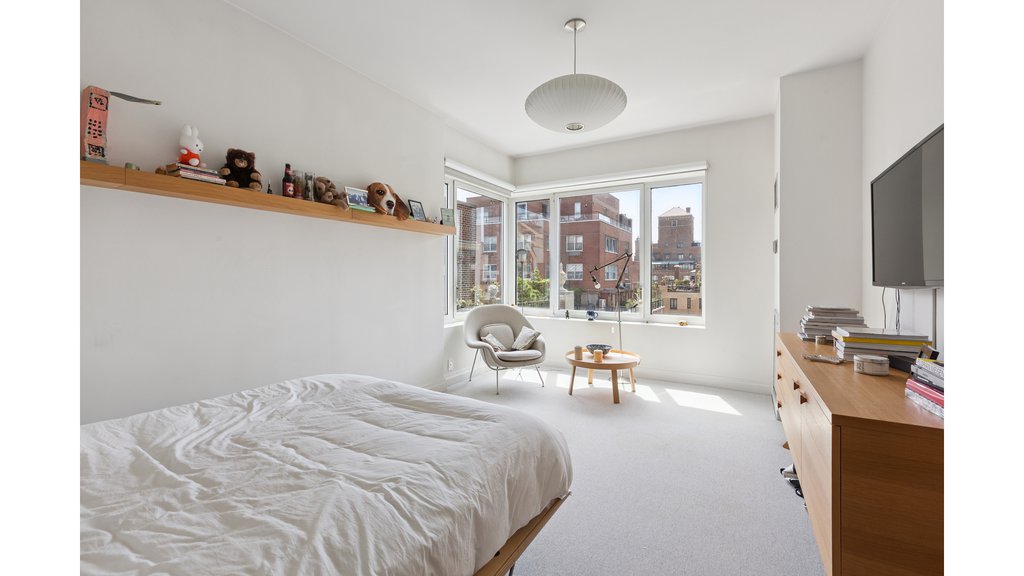 425 East 58th Street, Unit 17H photo 8