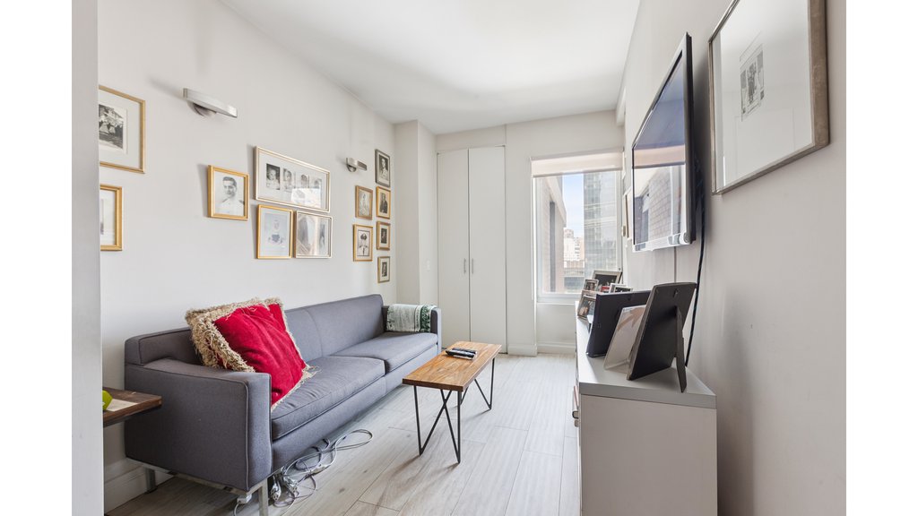 425 East 58th Street, Unit 17H photo 9