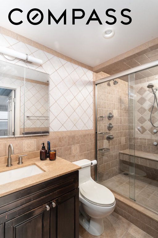 5800 Arlington Avenue, Unit 20L photo 5