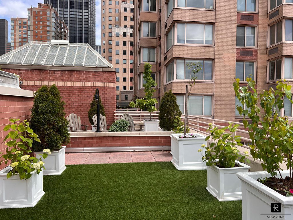 350 West 50th Street, Unit 4RR photo 7