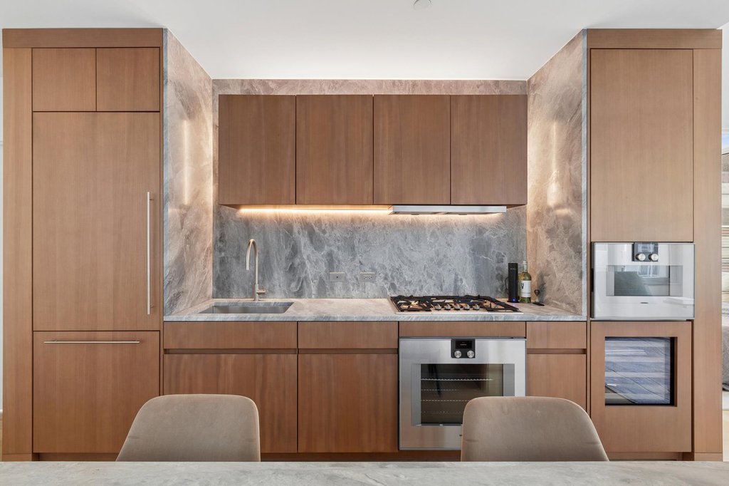 611 West 56th Street, Unit 5E photo 5