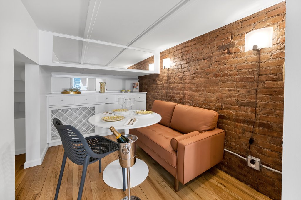 39 East 12th Street, Unit 410 photo 4