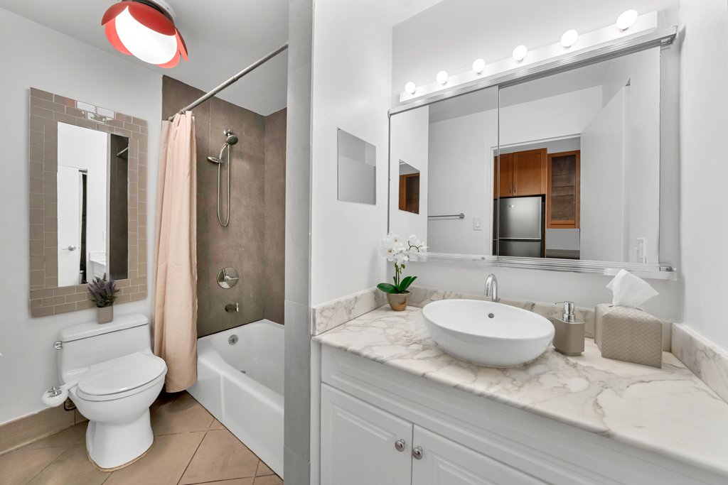 39 East 12th Street, Unit 410 photo 6