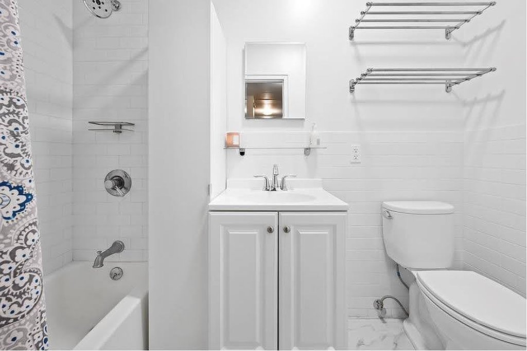 244 East 90th Street, Unit 2C photo 6