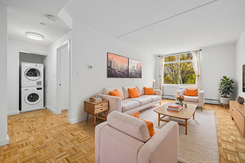 130 Bradhurst Avenue, Unit 502