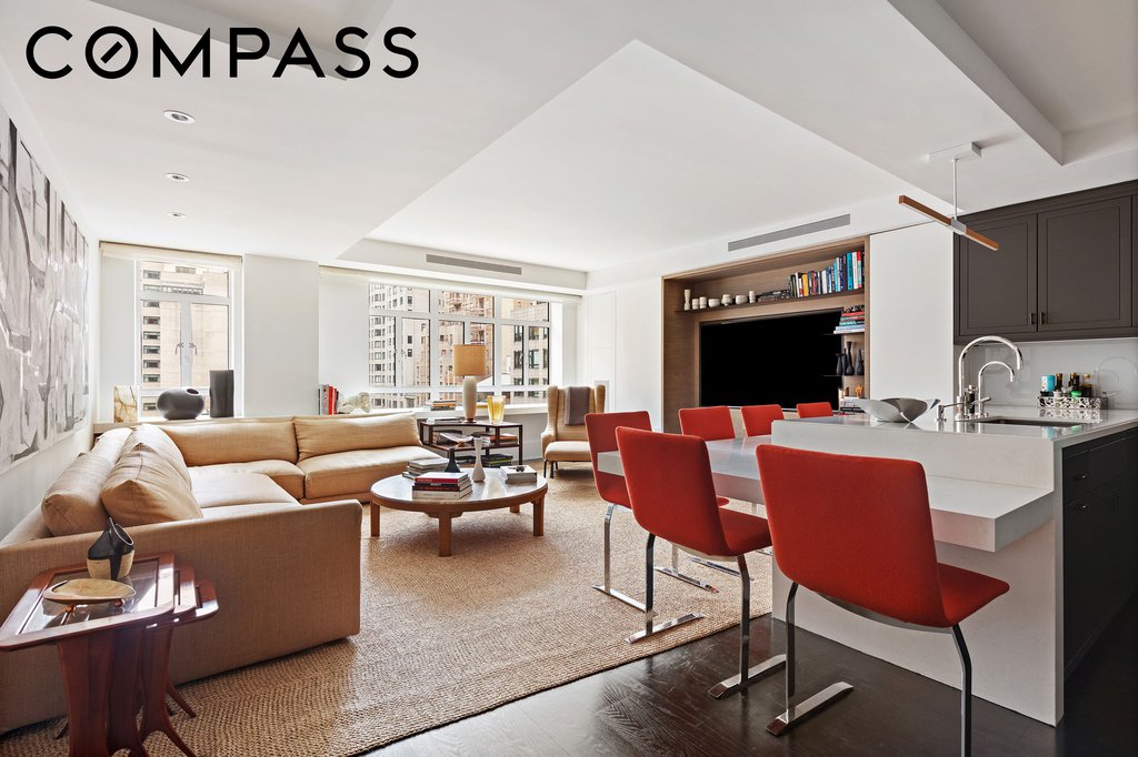 21 East 61st Street, Unit 8C