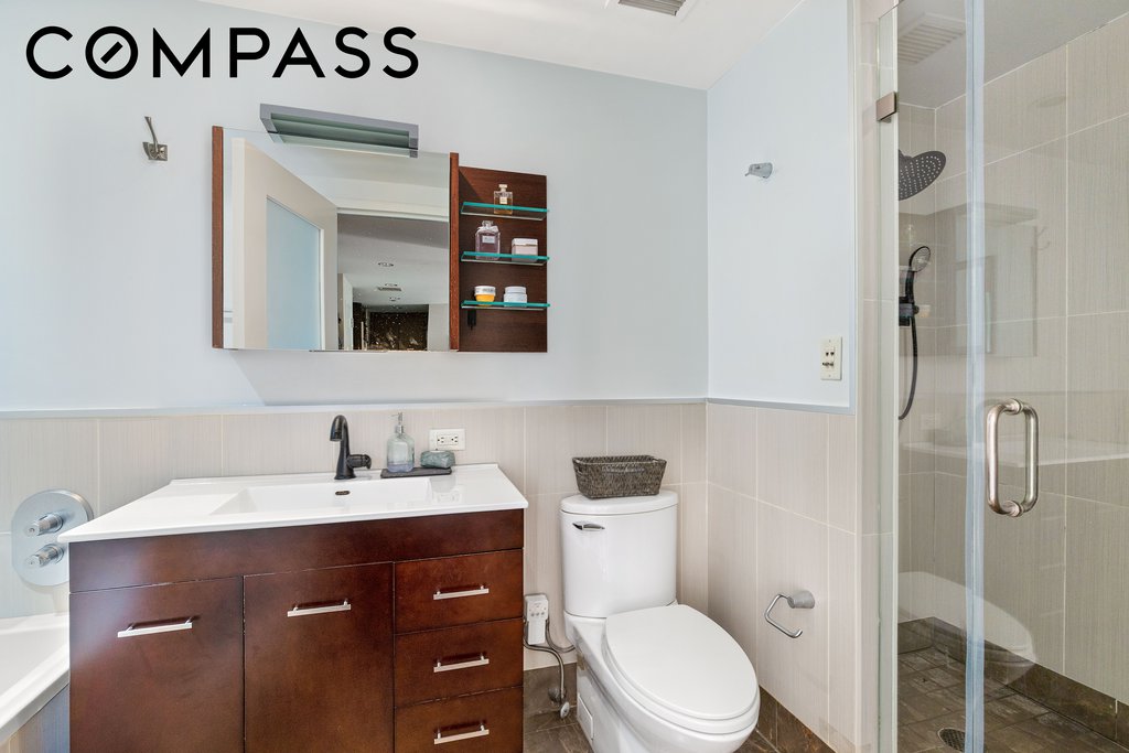 225 East 34th Street, Unit 3K photo 7