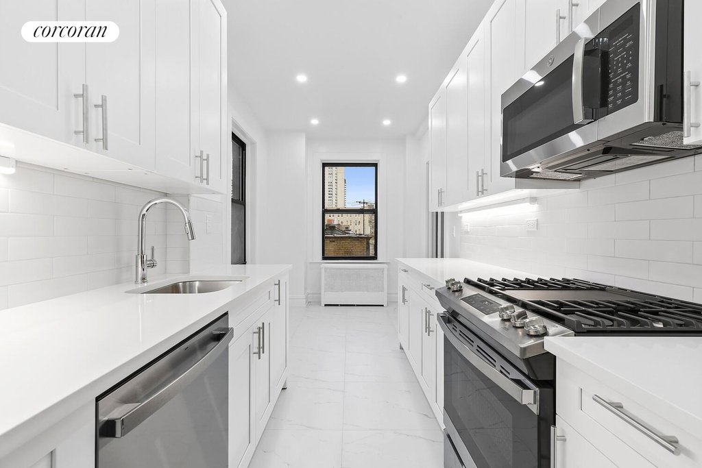 215 West 92nd Street, Unit 9G