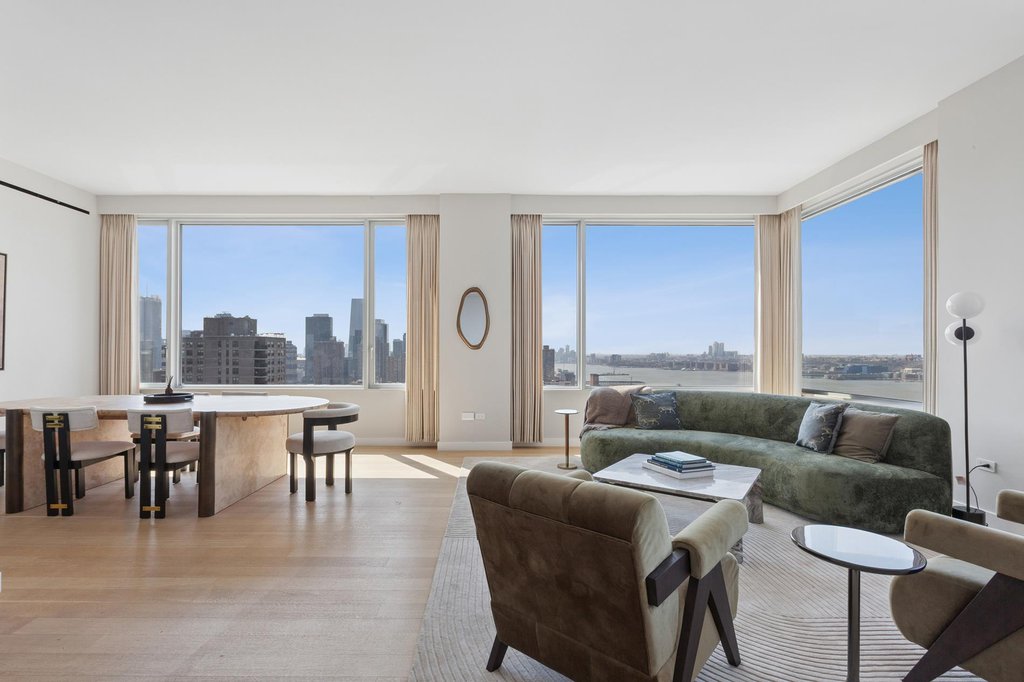 611 West 56th Street, Unit PH2 photo 3