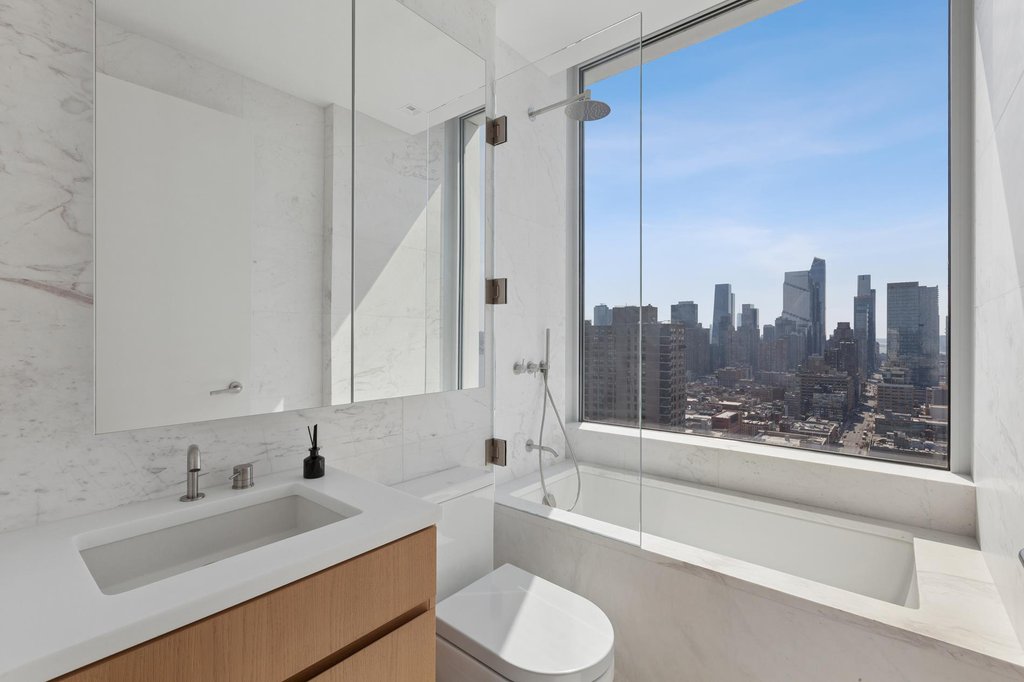 611 West 56th Street, Unit PH2 photo 15
