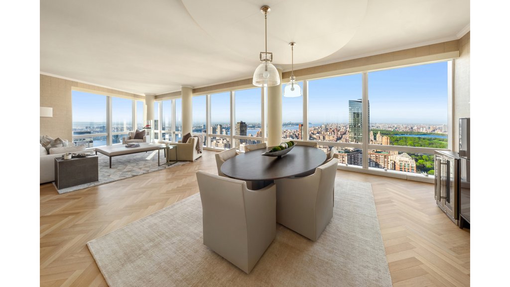 80 Columbus Circle, Unit 72A