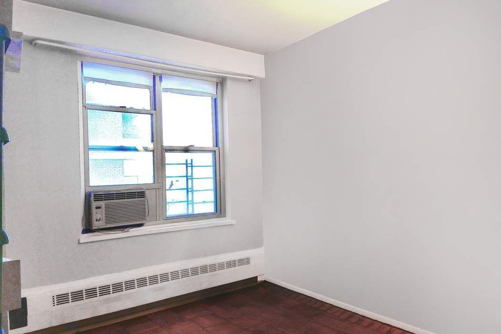 572 Grand Street, Unit G604 photo 8
