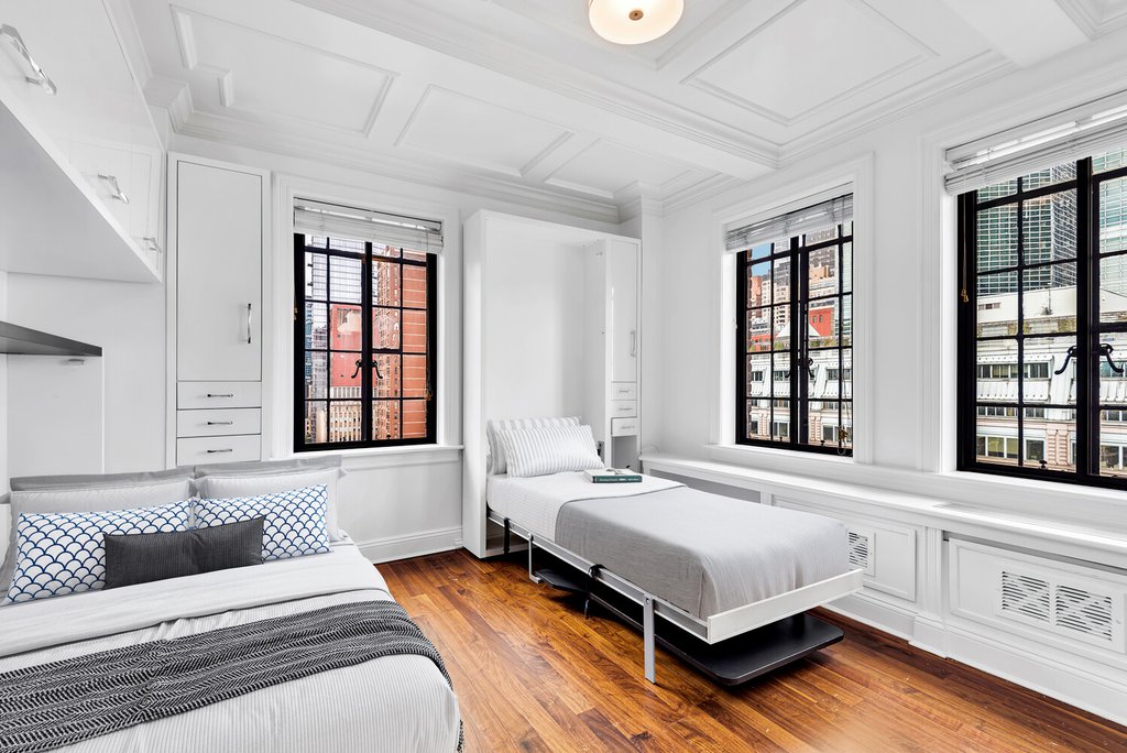 45 Tudor City Place, Unit 1604 photo 8
