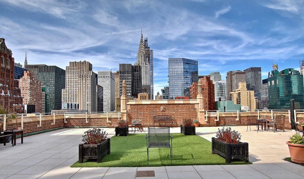 45 Tudor City Place, Unit 1604 photo 10