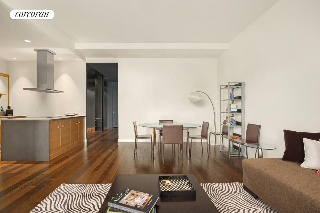425 West 50th Street, Unit 16E photo 4