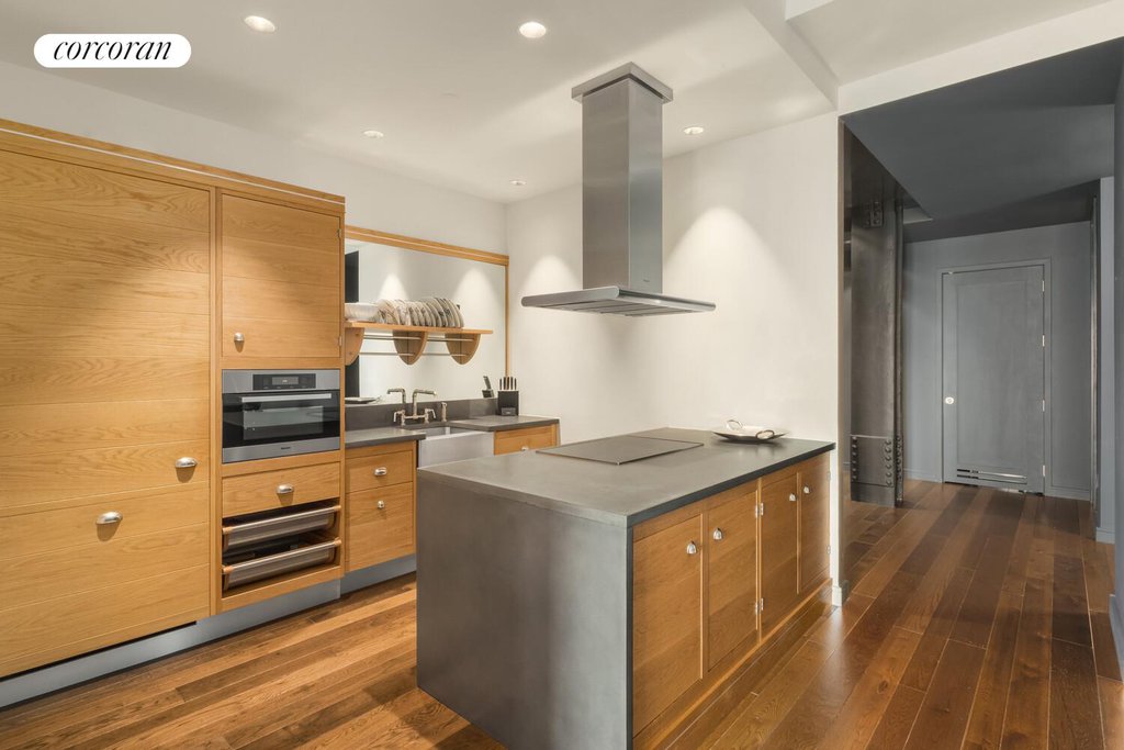 425 West 50th Street, Unit 16E photo 7