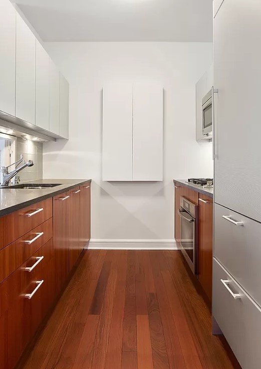 100 Riverside Boulevard, Unit 7T photo 3