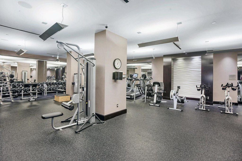 100 Riverside Boulevard, Unit 7T photo 5