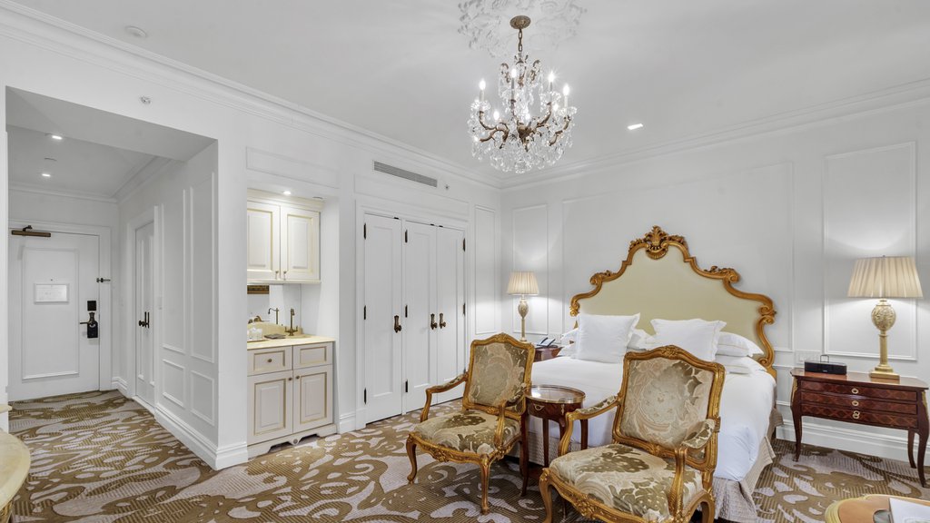 1 Central Park South, Unit 1332 photo 8