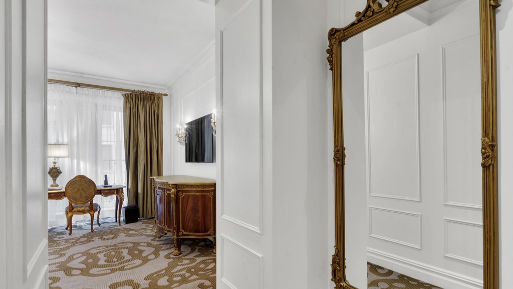 1 Central Park South, Unit 1332 photo 15