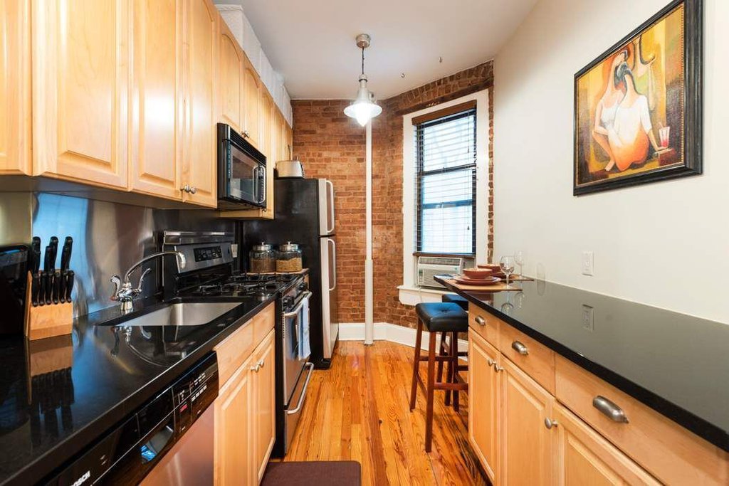 330 East 94th Street, Unit 2A photo 4