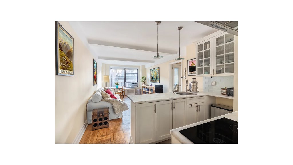 235 West 102nd Street, Unit 7N photo 8