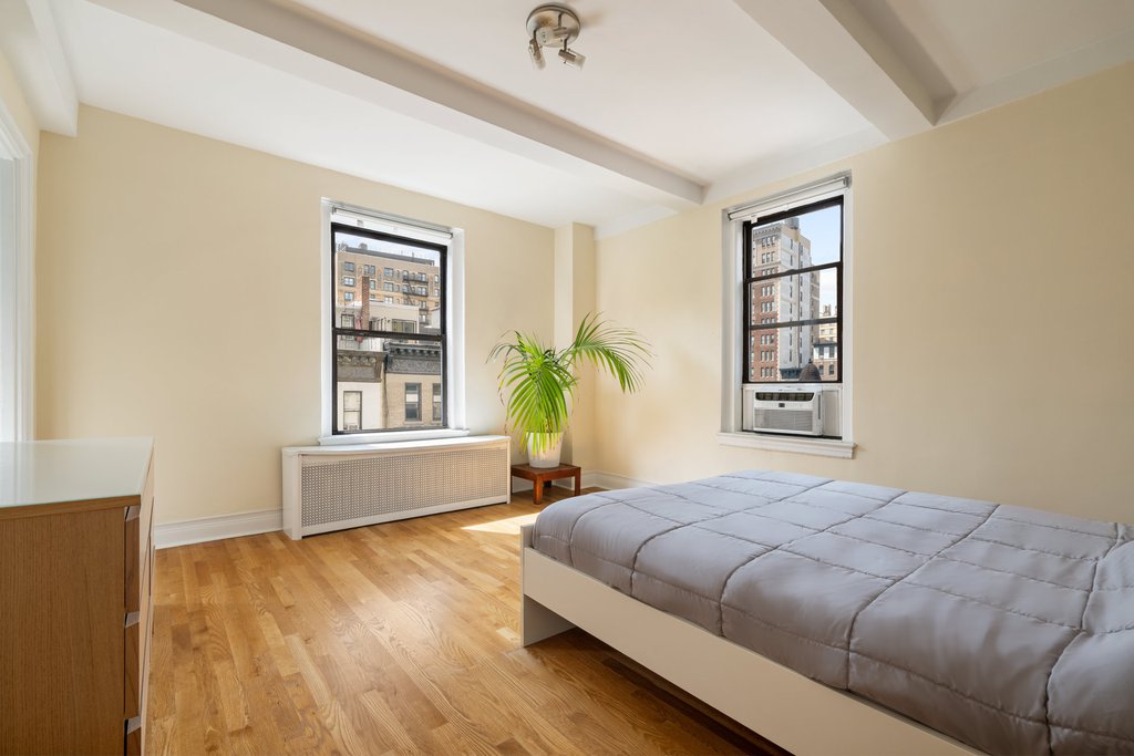 235 West 102nd Street, Unit 7N photo 5