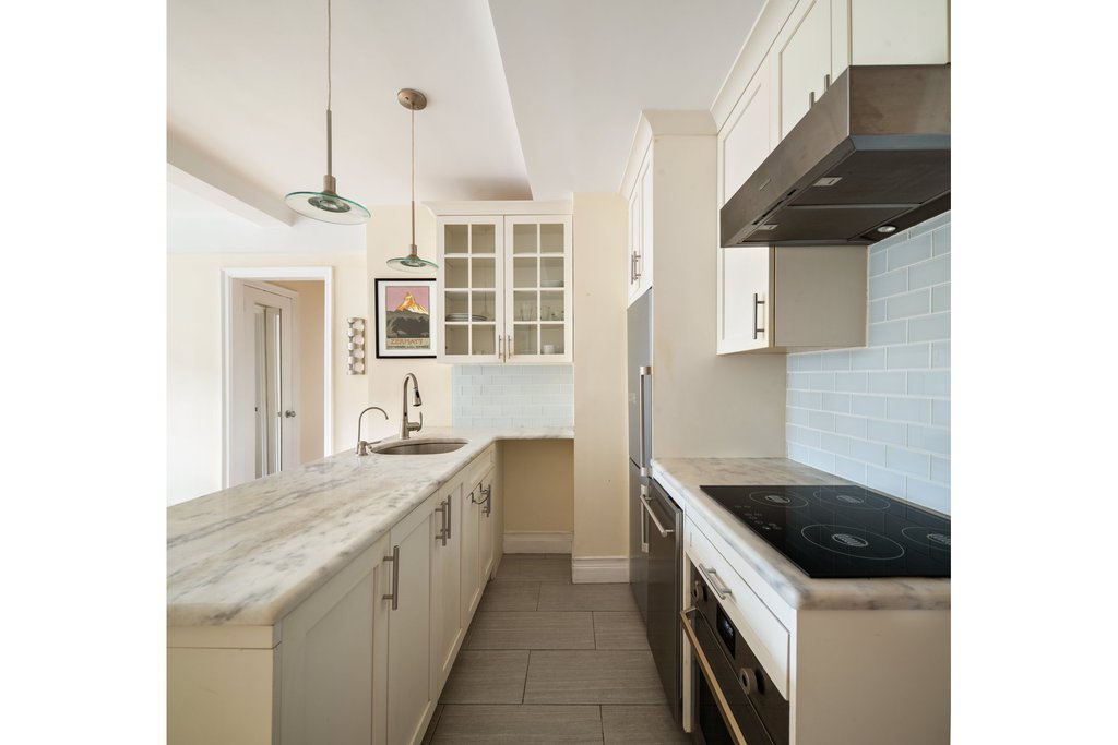 235 West 102nd Street, Unit 7N photo 4