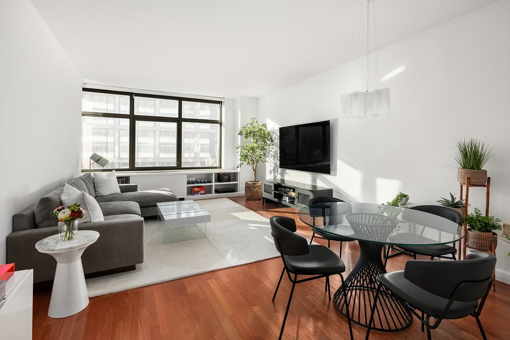 1 Morton Street, Unit 4DE