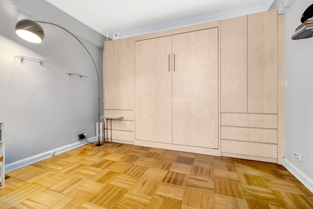 220 Madison Avenue, Unit 4D photo 6
