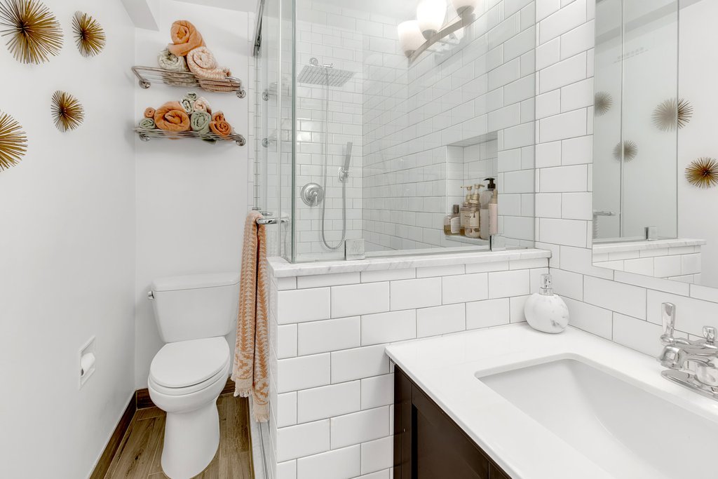 220 Madison Avenue, Unit 4D photo 7