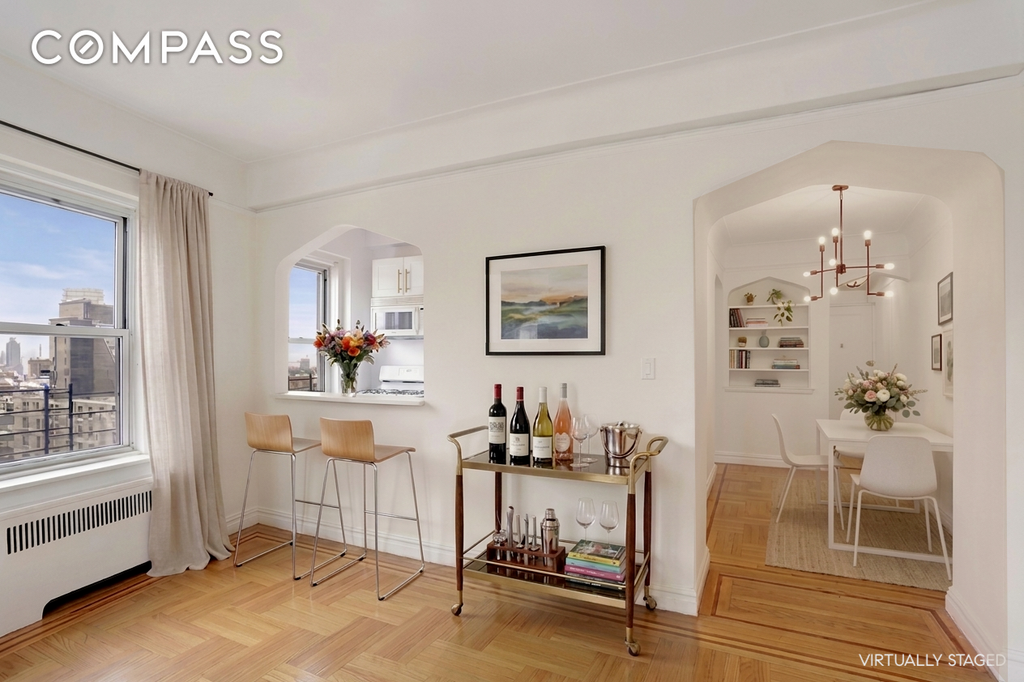 250 Cabrini Boulevard, Unit 9E photo 4